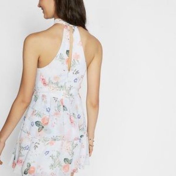 Express | Floral Print Tiered Fit And Flare Dress - Picture 2 of 5